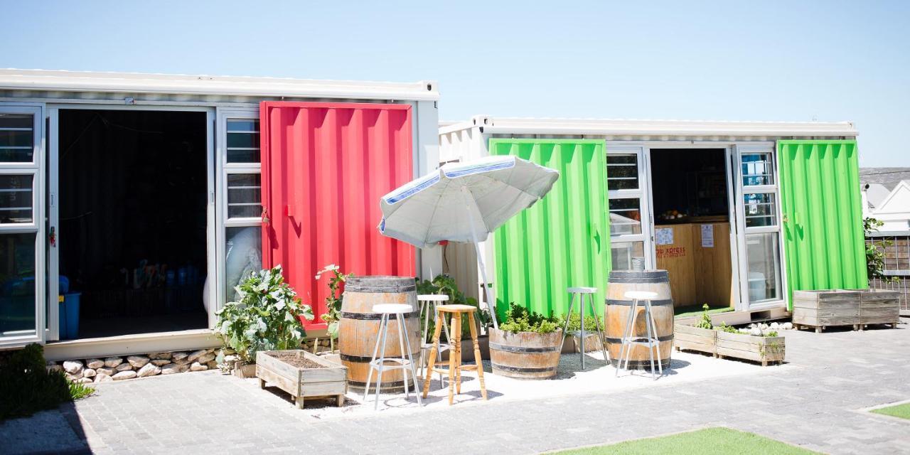 Kite Basecamp Langebaan Albergue Exterior foto